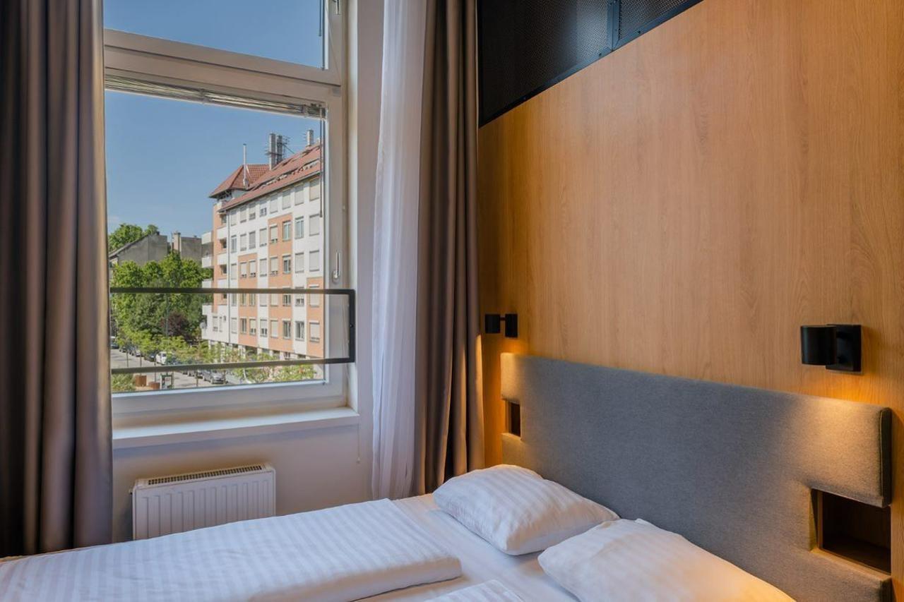 Dean's 3* Budapest