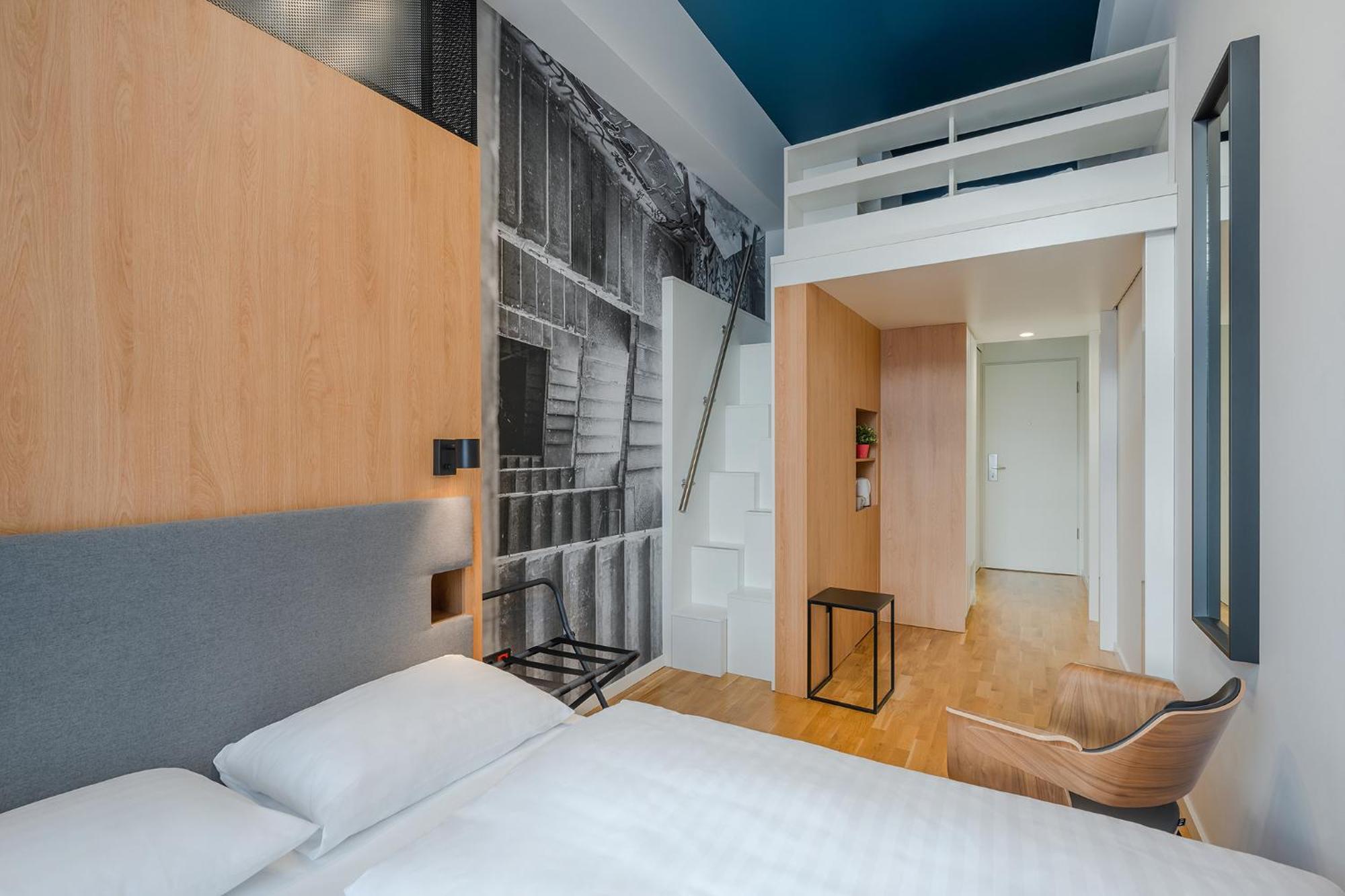 Hotel Dean's 3*
